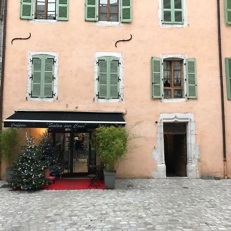 La Perle De La Vieille Ville D'Annecy Apartment Exterior photo